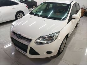 福特 福克斯 2012款 两厢 1.6L 自动舒适型