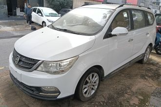 宝骏730 2016款 1.5L 手动豪华型 7座