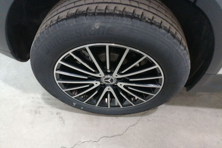 奔驰GLA 2023款 改款 GLA 200车身外观6008