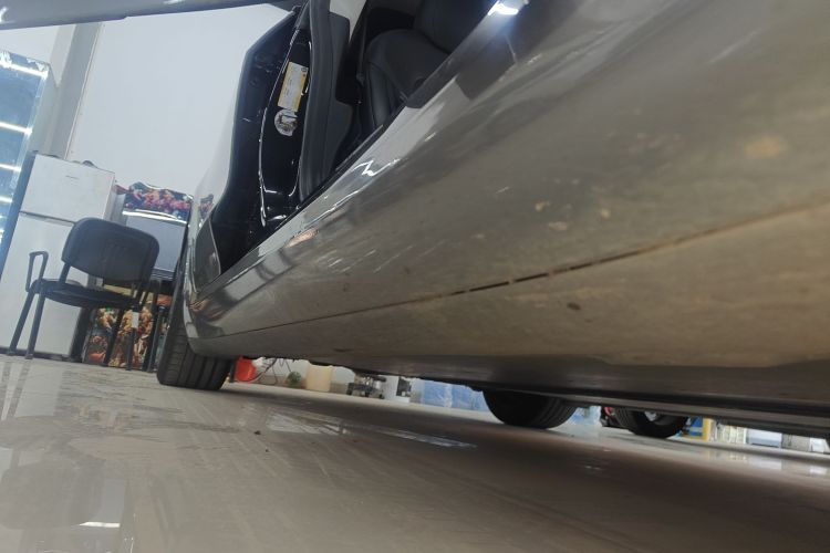 特斯拉 Model 3 2022款 后轮驱动版局部细节9001