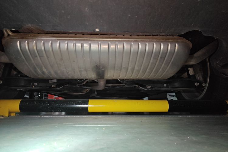 大众 威然 2022款 330TSI 商务版局部细节9009