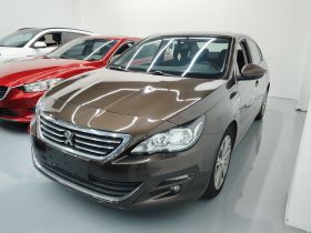 标致408 2015款 1.2T 自动豪华版