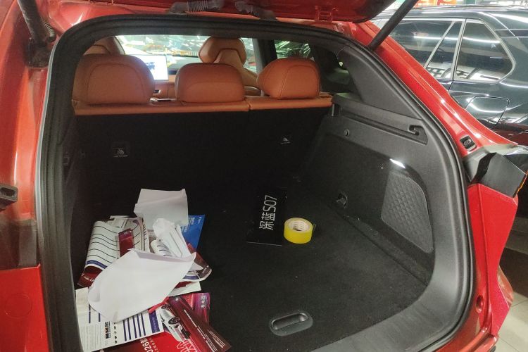 深蓝汽车 深蓝S07 2024款 215Max 乾崑智驾ADS SE增程版机舱底盘23