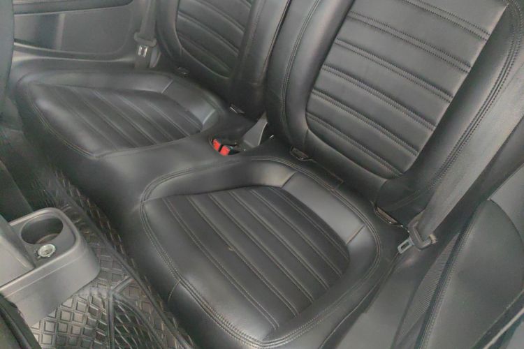 大众 甲壳虫 2015款 180TSI中控内饰21