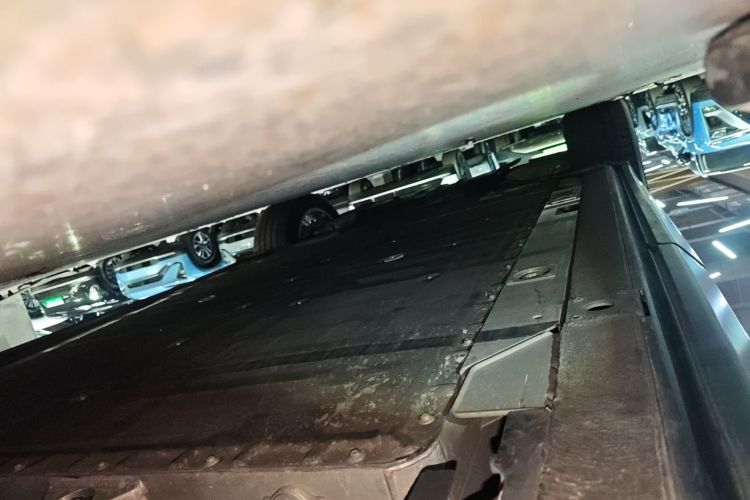 蔚来ES8 2020款 580KM 七座版局部细节9002