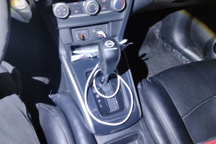 日产 轩逸 2022款 经典 1.6XE CVT舒适版中控内饰18