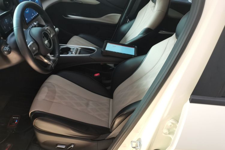 比亚迪 海豚 2023款 420km 自由版中控内饰19