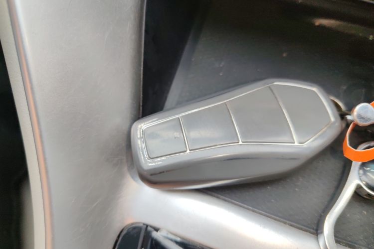 比亚迪 宋Pro新能源 2022款 DM-i 110km 旗舰型Pro中控内饰11