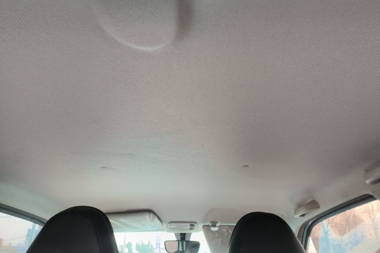 五菱汽车 宏光MINIEV 2022款 悦享款 磷酸铁锂中控内饰22