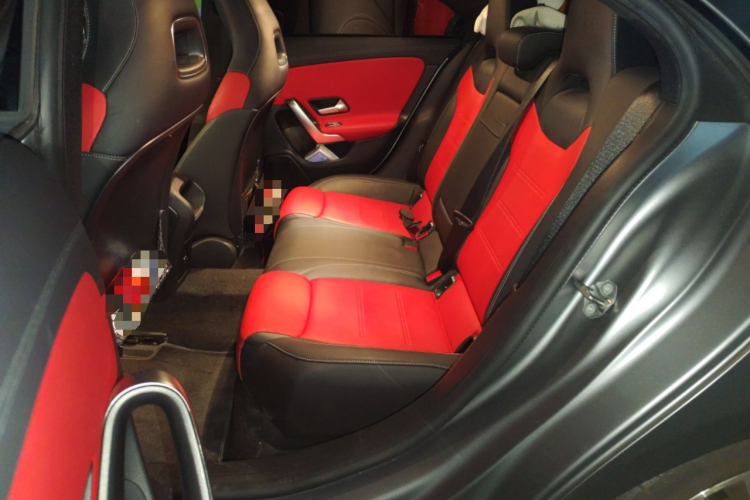 奔驰CLA AMG 2021款 AMG CLA 35 4MATIC中控内饰21