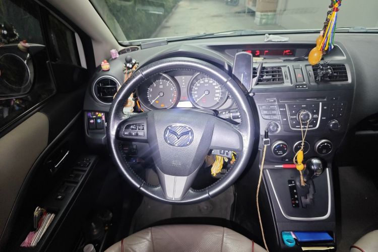 马自达5 2011款 2.0L 自动豪华型局部细节13