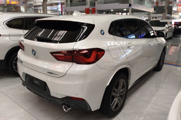 宝马X2 2022款 sDrive25i M运动套装车身外观7