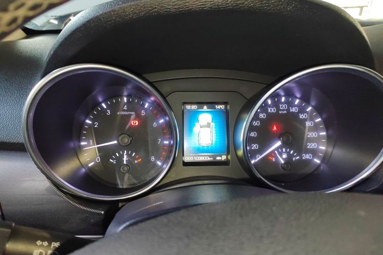 哈弗H9 2016款 2.0T 四驱豪华型 7座中控内饰14