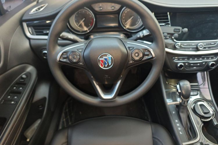 别克 威朗 2017款 三厢 20T 双离合精英型中控内饰13