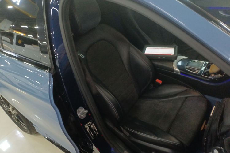 奔驰C级 2019款 C 260 运动版局部细节41