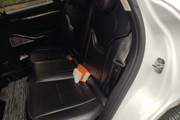 哈弗H6 2021款 第三代 1.5T 自动两驱Supreme中控内饰21