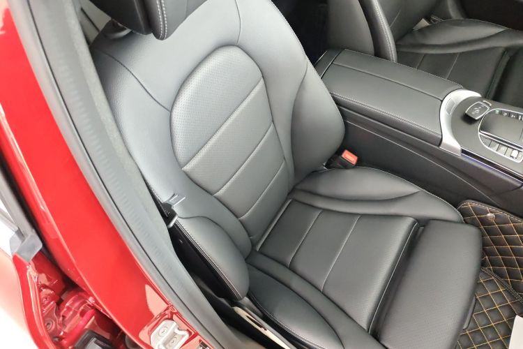 奔驰C级 2021款 C 200 L 时尚型运动版局部细节41