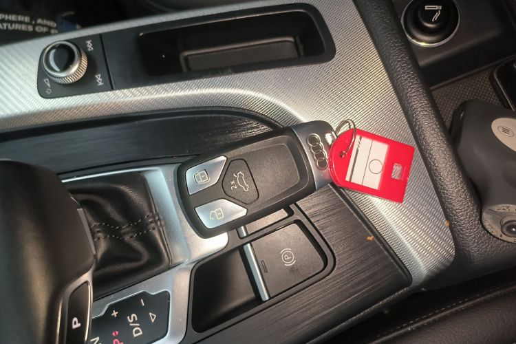 奥迪A5 2019款 Sportback 40 TFSI 时尚型中控内饰7001