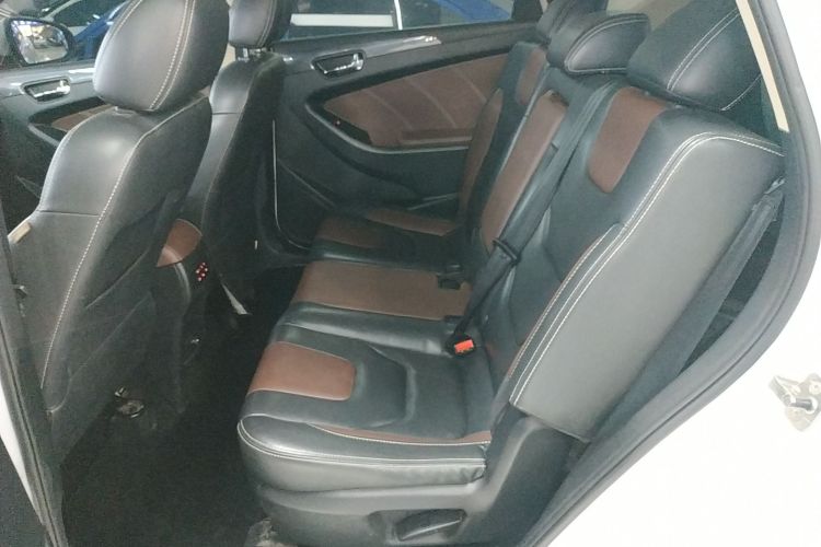 东风风光 风光580 2017款 改款 1.5T CVT豪华型中控内饰21