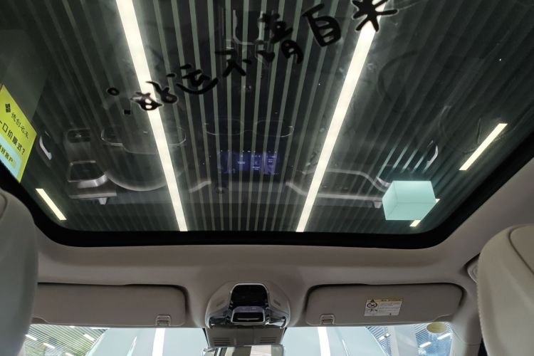 吉利汽车 吉利icon 2022款 1.5TD 青鸢限量款中控内饰22