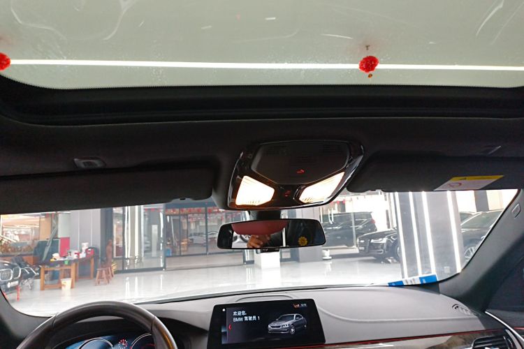 宝马5系 2018款 改款 530Li xDrive M运动套装中控内饰22