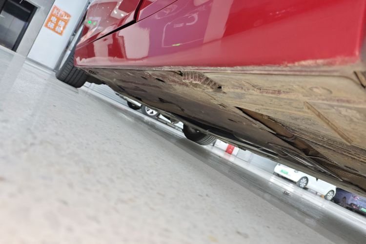 宝马1系(进口) 2013款 改款 118i 运动型局部细节9002