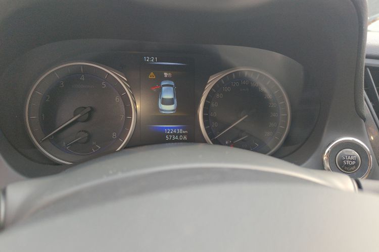 英菲尼迪Q50L 2015款 2.0T 舒适版局部细节14