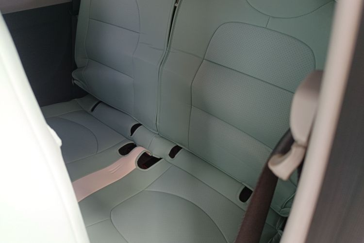 五菱汽车 宏光MINIEV 2021款 马卡龙时尚款 三元锂中控内饰21