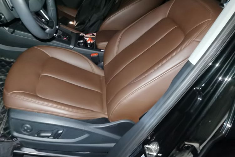 奥迪Q5L 2018款 40 TFSI 荣享进取型 国VI局部细节19