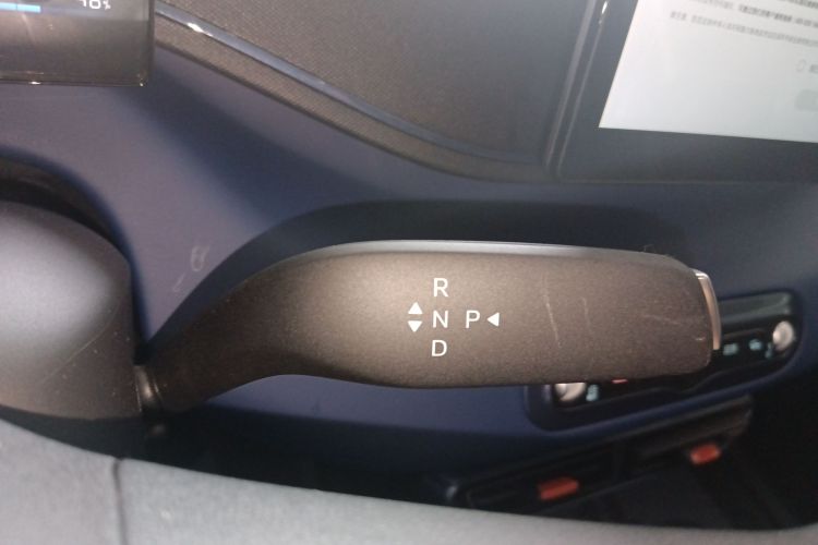 比亚迪 海鸥 2025款 智驾版 305km 活力版中控内饰18