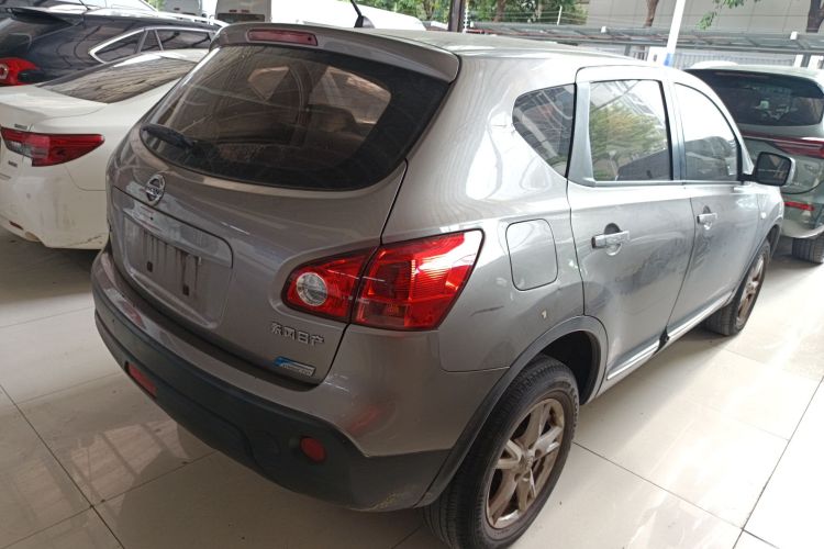 日产 逍客 2012款 2.0XL 火 CVT 2WD车身外观7