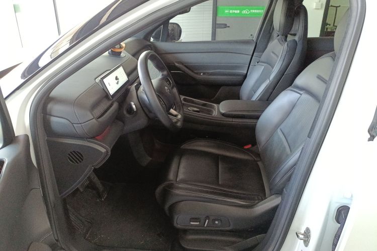 蔚来ES6 2023款 75kWh中控内饰19