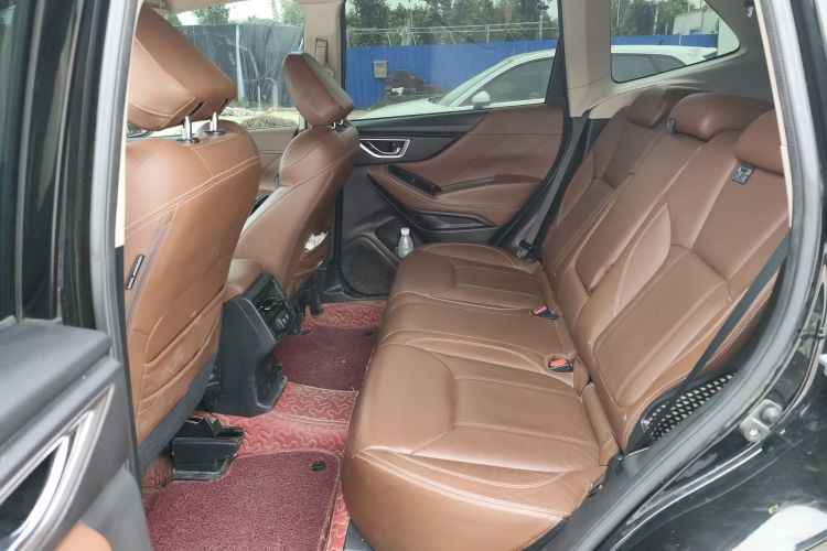 斯巴鲁 森林人 2019款 2.0i 智擎运动版中控内饰21