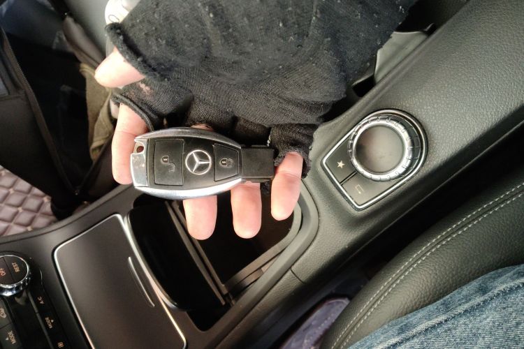 奔驰B级 2015款 B 200 豪华型中控内饰11