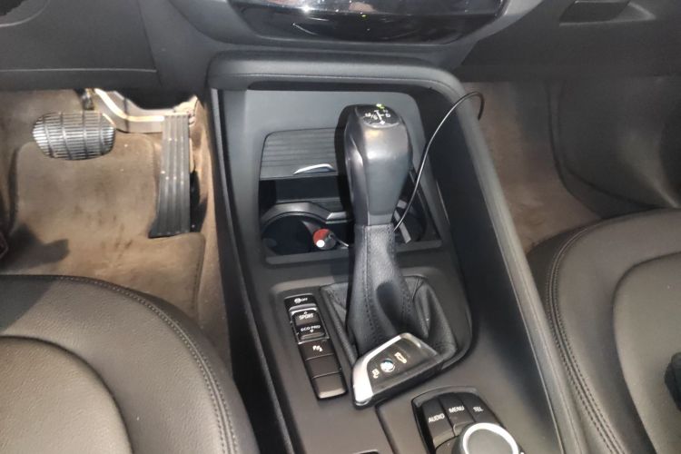 宝马X1 2016款 sDrive18Li 尊享型局部细节18