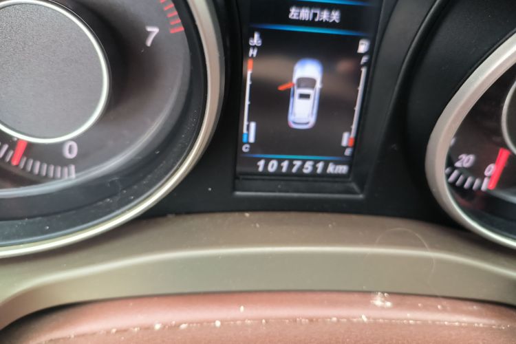 猎豹汽车 猎豹CS10 2017款 2.0T 自动都市型中控内饰15