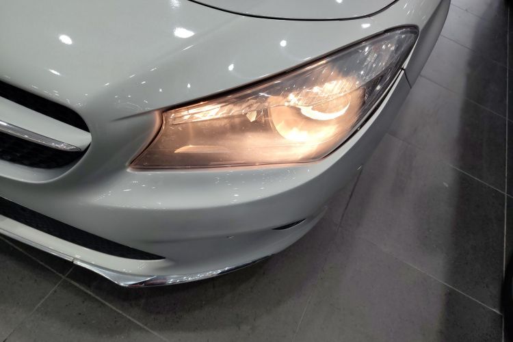 奔驰CLA 2016款 改款 CLA 200 动感型局部细节36