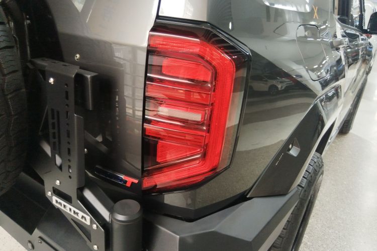 坦克400新能源 2023款 Hi4-T 超能版车身外观9