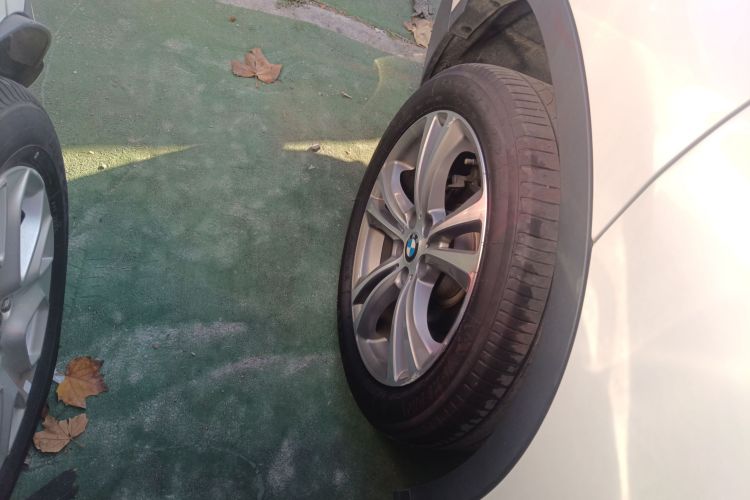 宝马X1 2016款 xDrive20Li 豪华型车身外观6008