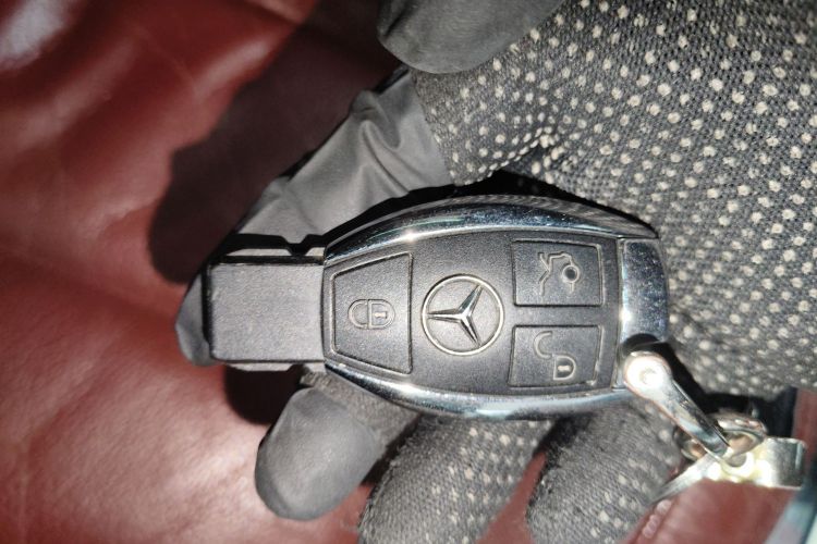 奔驰E级(进口) 2014款 E 200 轿跑版中控内饰11