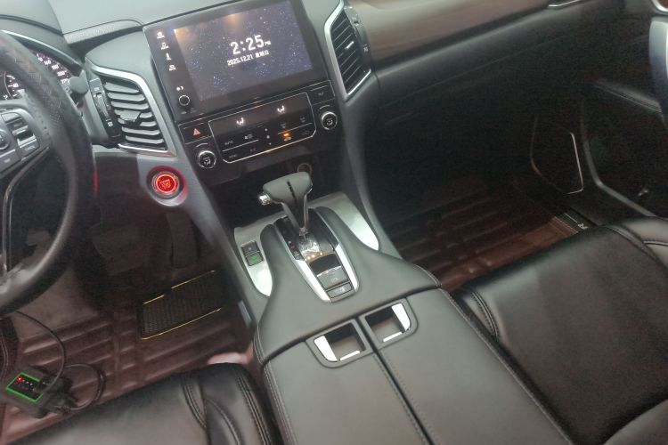 本田 冠道 2017款 240TURBO 两驱精英版中控内饰18