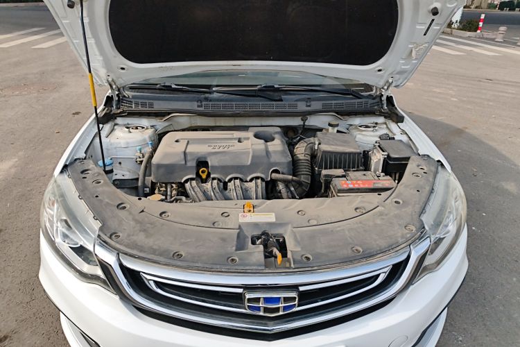 吉利汽车 远景 2018款 1.5L 手动幸福版机舱底盘24