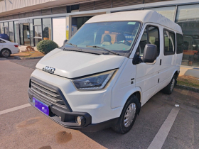 江铃 特顺 2017款 2.8T商运型短轴中顶6/7/8座JX493