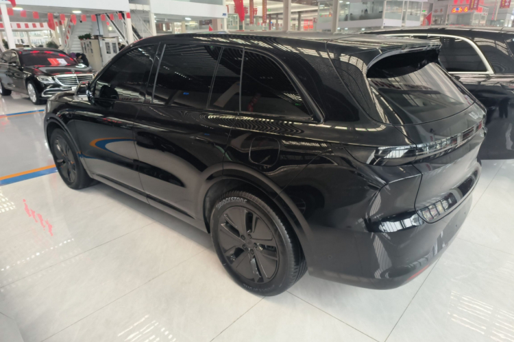 理想汽车 理想L6 2024款 Pro车身外观4