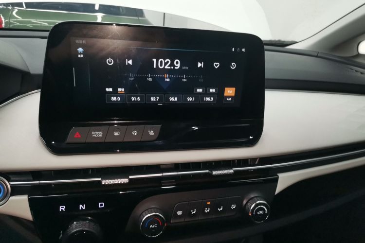 奔腾NAT 2022款 悦享出行 换电版 100kW 401km中控内饰16