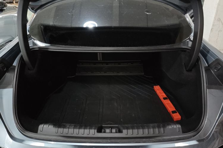 领克07 2024款 EM-P 126长续航 Ultra机舱底盘23