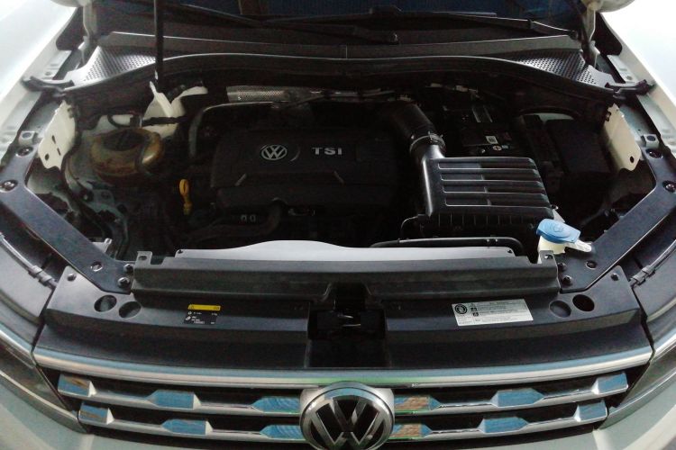 大众 途观L 2018款 380TSI 自动四驱尊崇旗舰版机舱底盘24