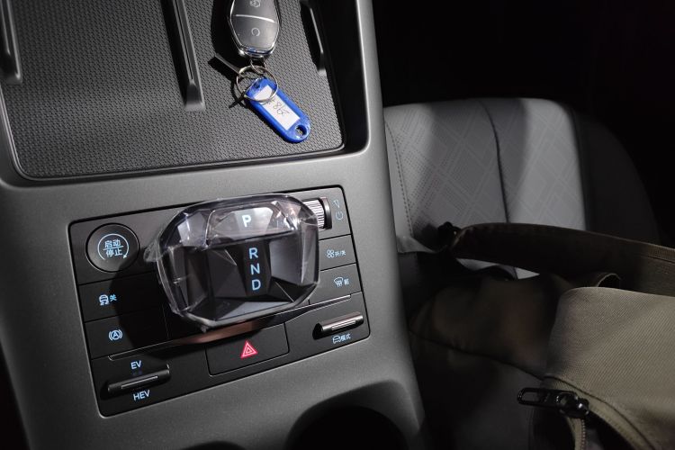 比亚迪 秦PLUS 2025款 DM-i 智驾版 55KM领先型局部细节18