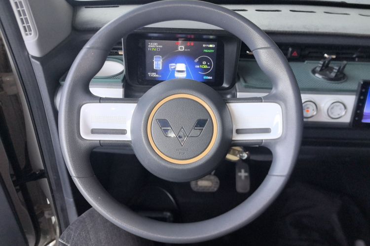 五菱汽车 宏光MINIEV 2022款 GAMEBOY 200km 玩咖款 磷酸铁锂中控内饰13