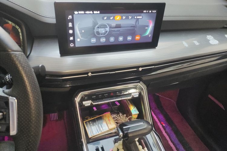 五菱汽车 五菱星辰 2021款 1.5T CVT星曜版中控内饰16